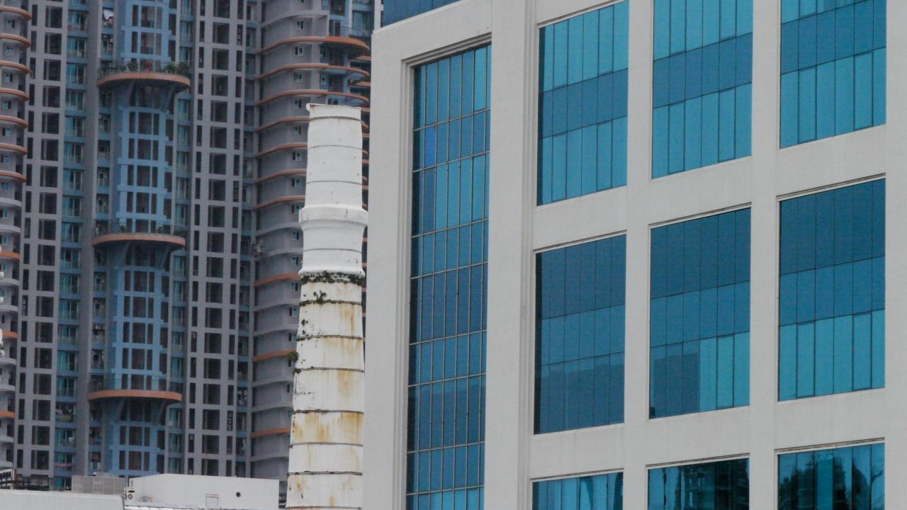 MumPhoenixfreewaychimney4